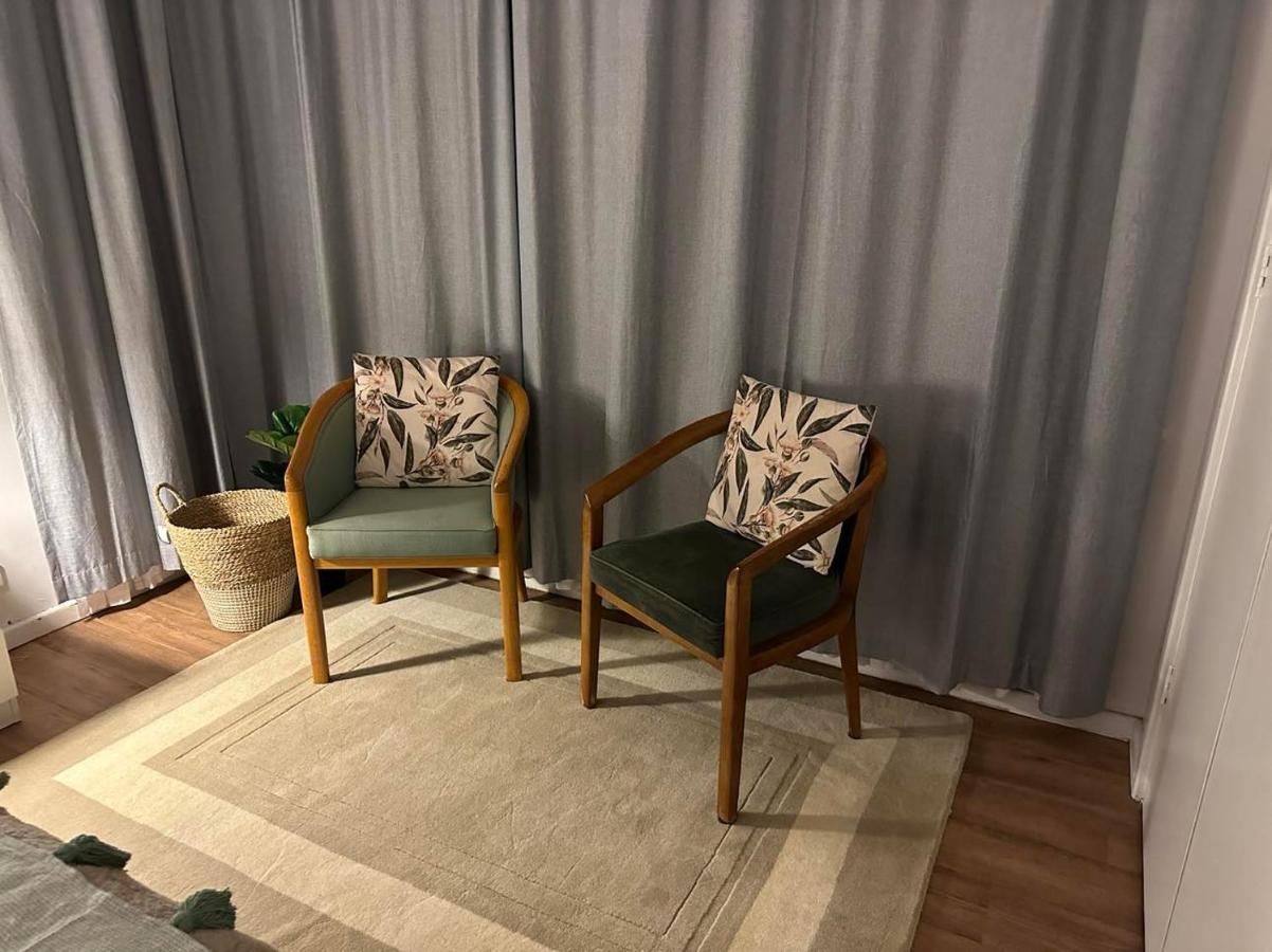 Cozy Inn Perth Bagian luar foto