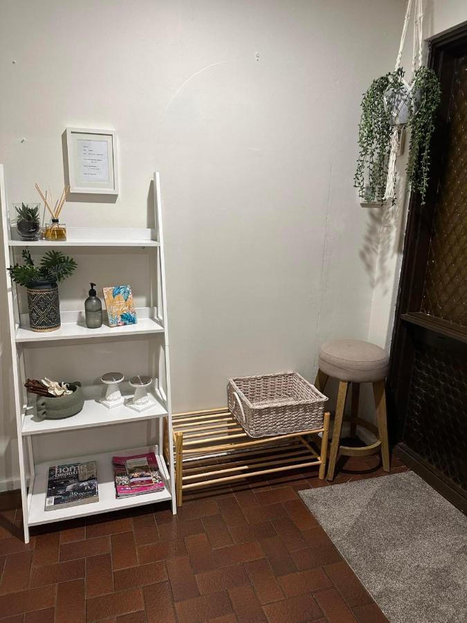 Cozy Inn Perth Bagian luar foto