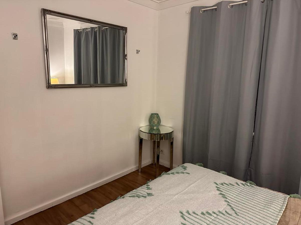 Cozy Inn Perth Bagian luar foto